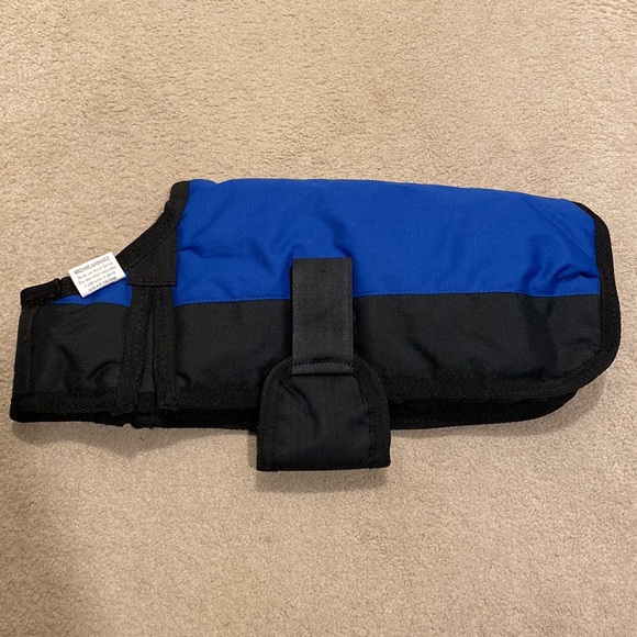 S Blue/Black Insulated Waterproof Dog Coat - Picture 4 of 10